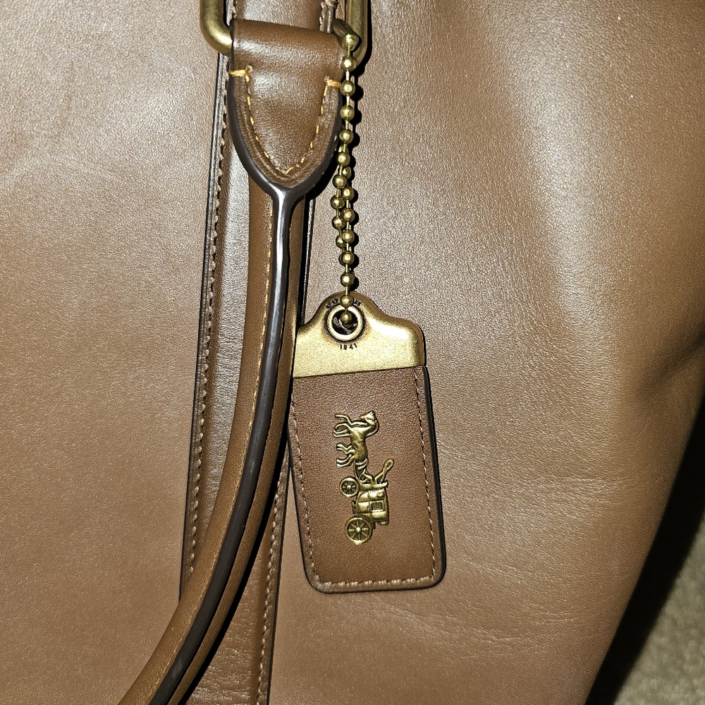 Coach Tote - Picture 6 of 9